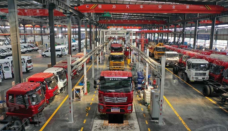 factory-workshop-dump-truck