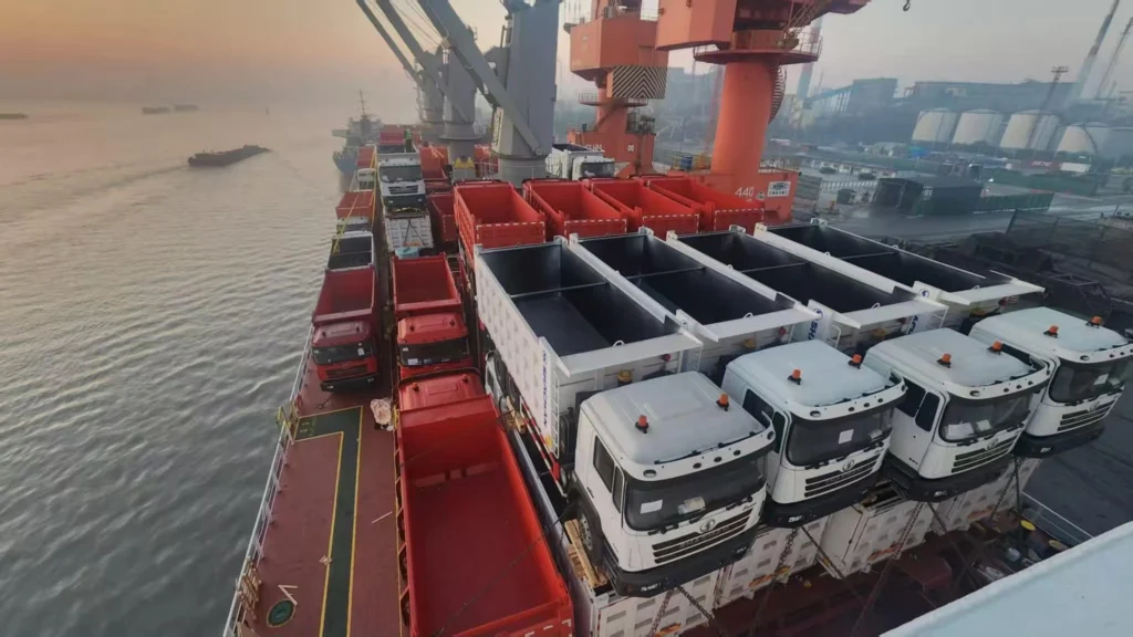 ocean-freight-departure-truck-SHACMAN-tipper