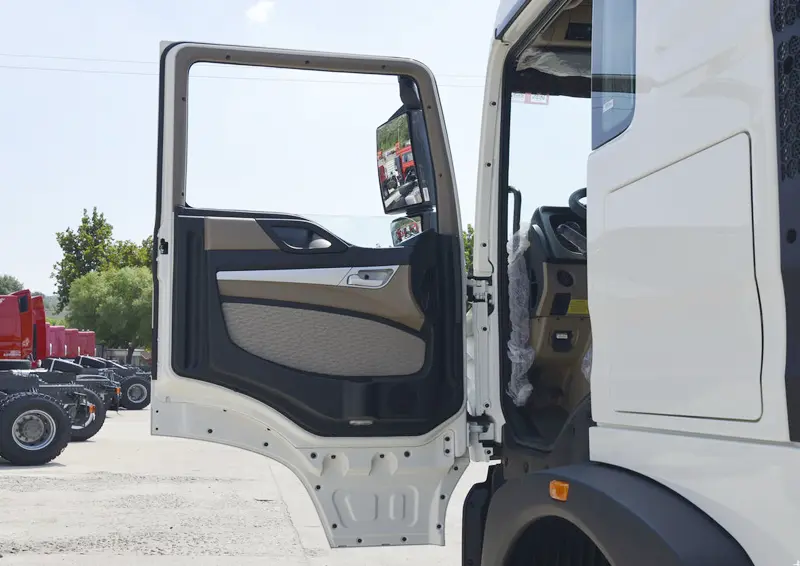 sinotruk-howo-TX-4x2-tractor-truck-5