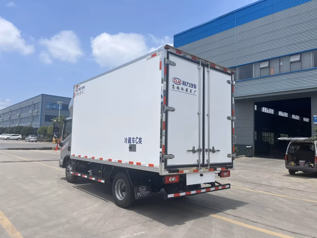refrigerated-truck-3