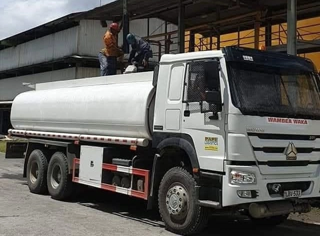 cpo-crude-palm-oil-tanker-truck-transport-tipper-1